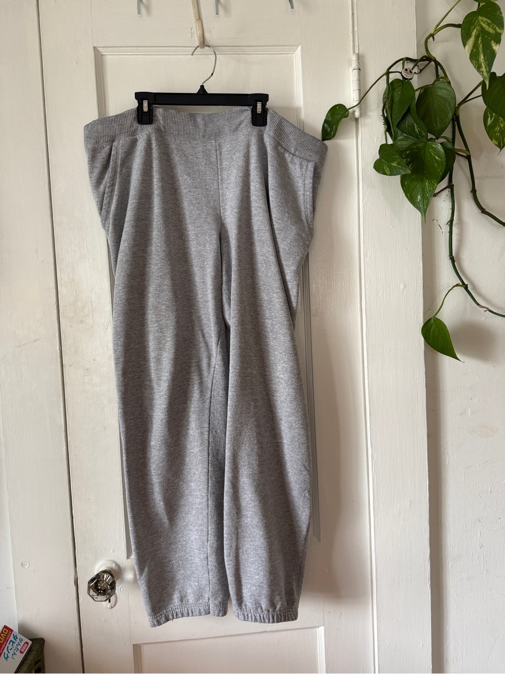 Time and Tru Heather Gray Cozy Jogger Sweatpants size L